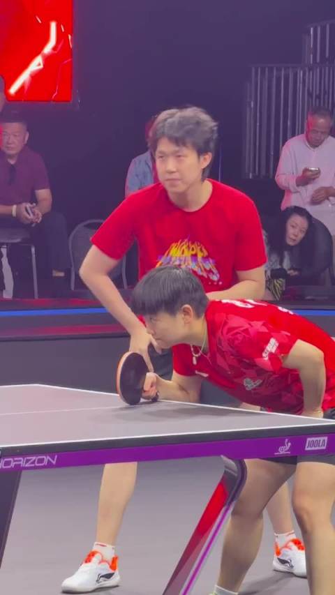 莎头组合洛杉矶轻松磨合备战大满贯