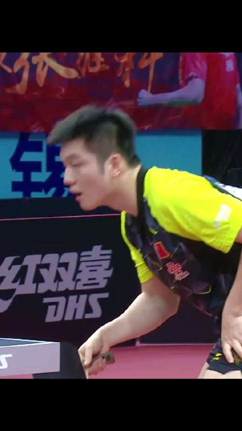 最后一球，两位大满贯打起了表演，现场变成欢乐海洋 ！张继科vs樊振东