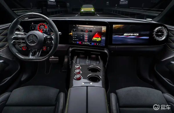 奔驰GT AMG全新AMG GT纯电四门跑车采用赛车运动化座舱