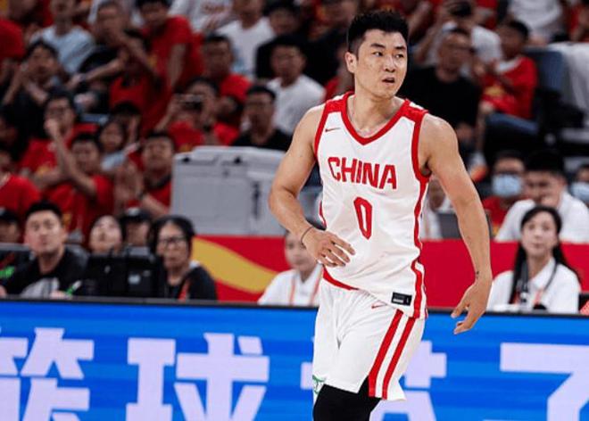 中国男篮VS荷兰，直播让路世界杯，杨瀚森回归首秀，郭士强选12人