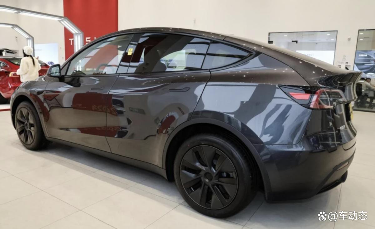 新款特斯拉Model Y谍照,95度电池包,续航800km?