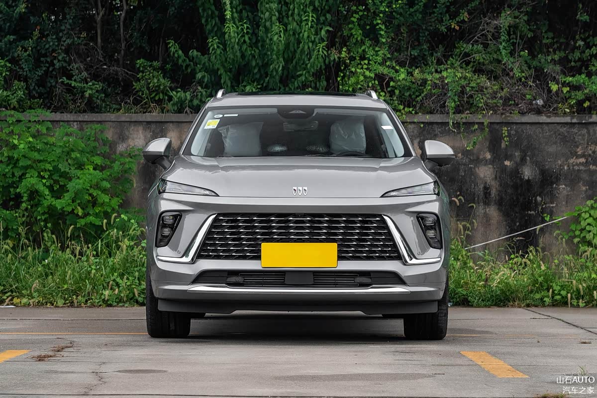 安静舒适的家用SUV,16.39万买别克昂科威PLUS,油耗7.99升