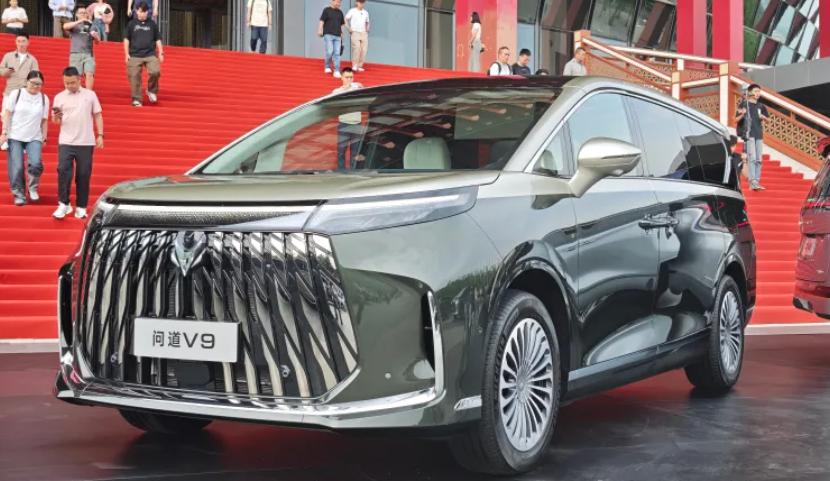 极狐造了一辆“高颜值MPV”,油耗3.3L还喝92油,比奥德赛漂亮