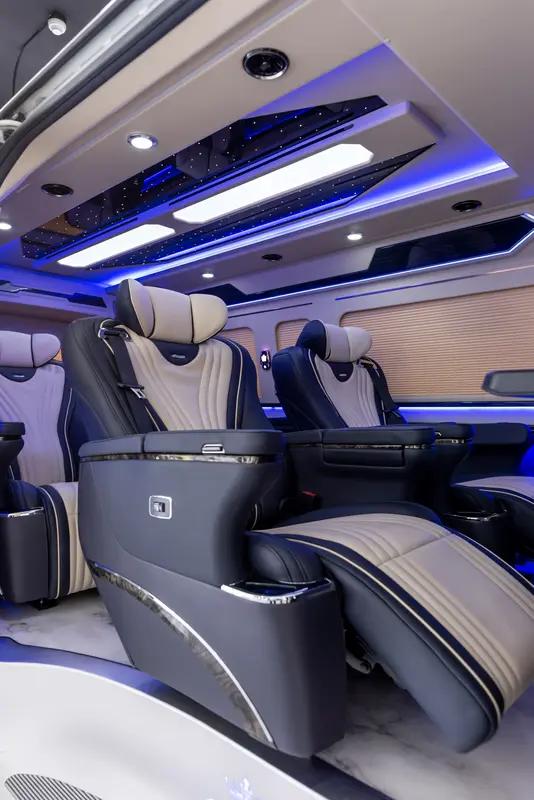 别乱买MPV!赛那家用GL8全能奔驰撑场面,对号入座!