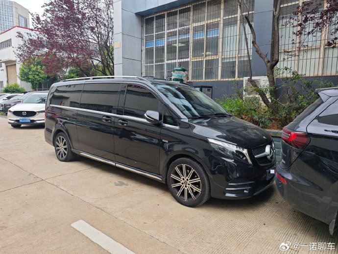 奔驰V260L商务车2026年价格还会继续降吗？