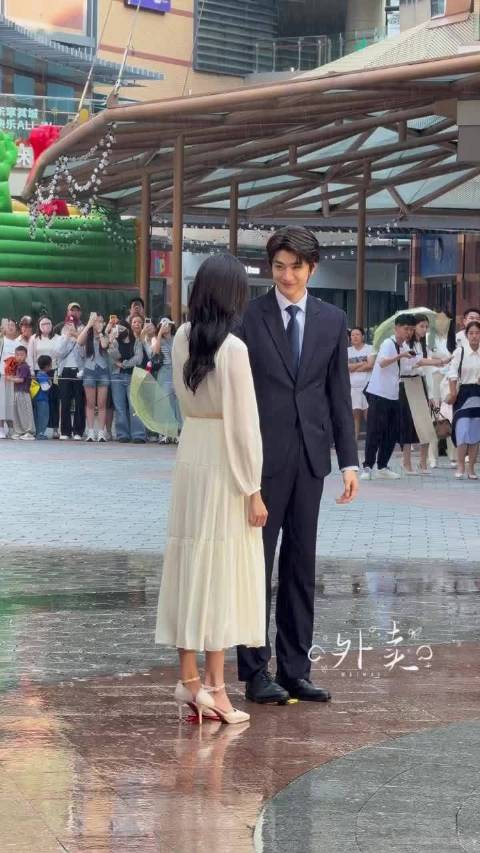 关晓彤、林一《我与爱同谋》路透来了