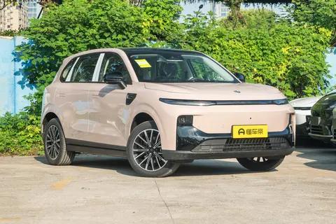 1300 公里深度试驾零跑 B10 510 悦享版:10 万级纯电 SUV，家用真香!