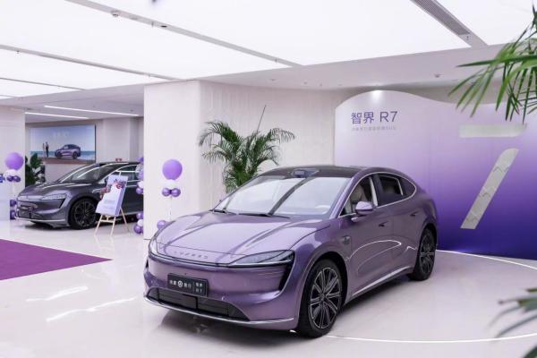 智界R7纯电SUV中的“能耗怪兽”，续航表现打破想象