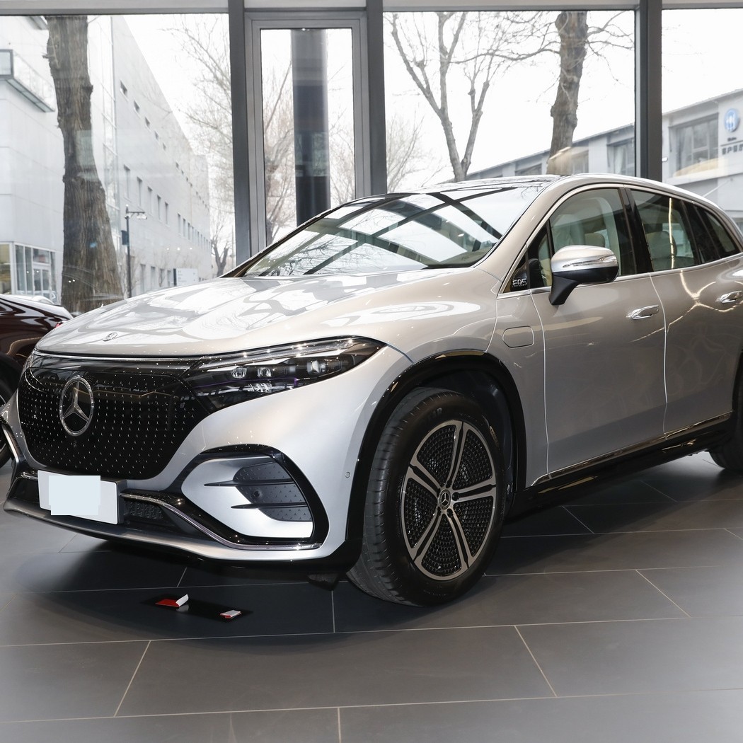 100万元内纯电5座SUV三强对决:奔驰EQS SUV、EQC与路特斯ELETRE深度横评