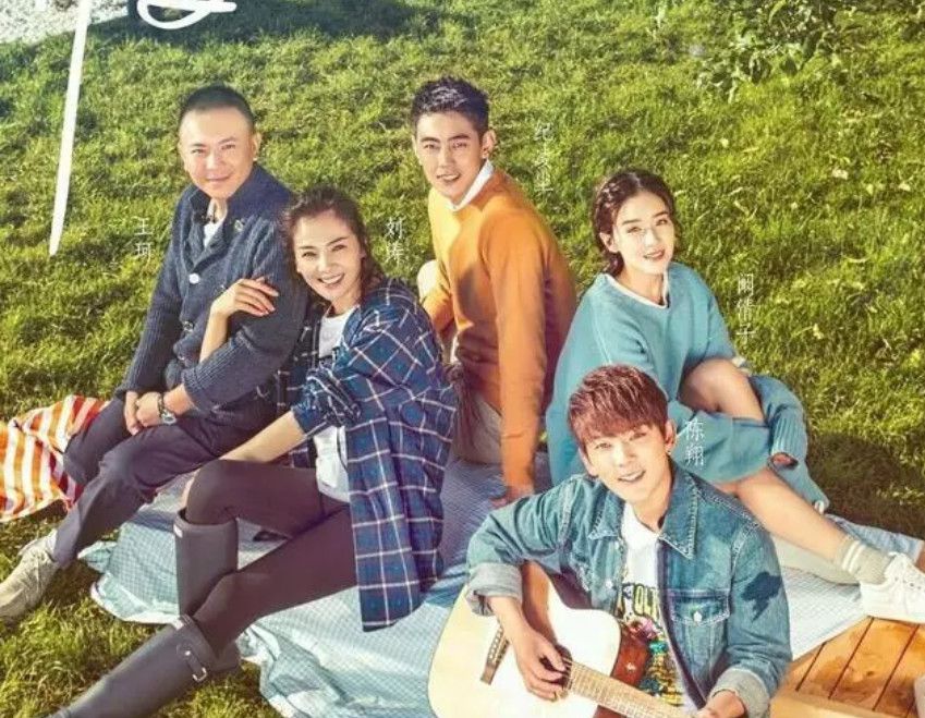 陈翔晒《亲爱的客栈3》合影，陈翔阚清子都在，唯独缺了纪凌尘|163