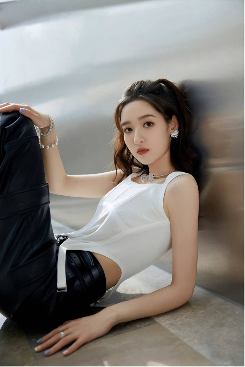 王玉雯:颜值在线，演技却总差一口气?_角色_观众_肖若彤
