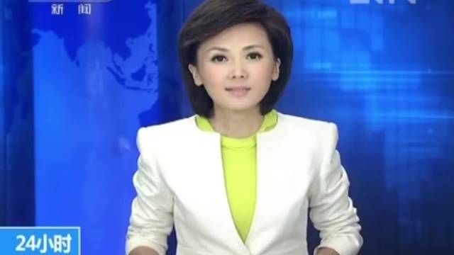 韩红就挪用车牌事件手写道歉信，承认使用小聪明犯错