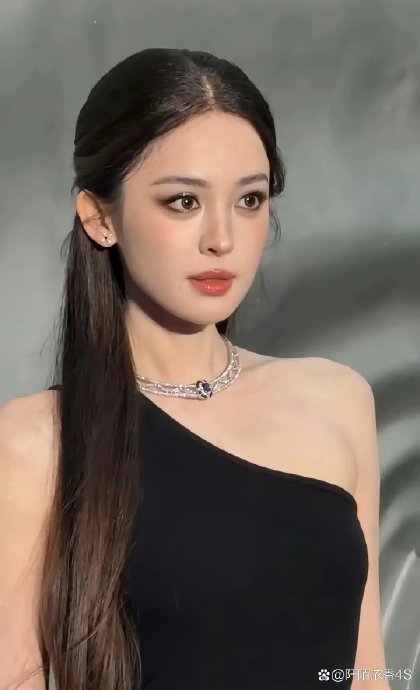 娜扎和其他艺人同框颜值谁更胜一筹？