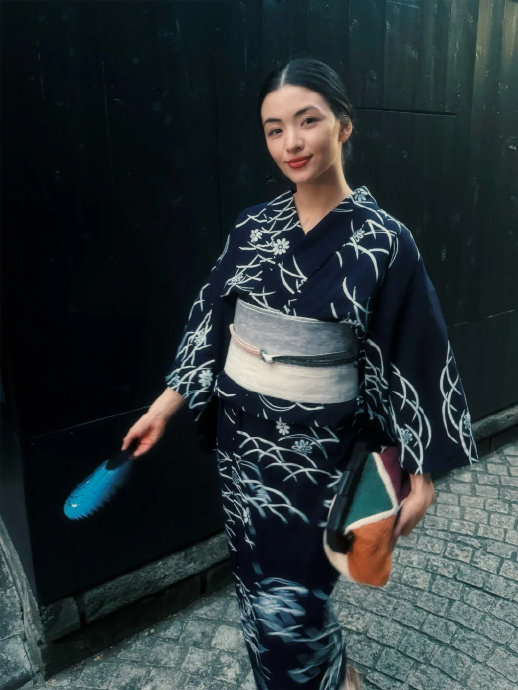 吴建豪再婚妻子身份确认：日本创作歌手荒卷绘美