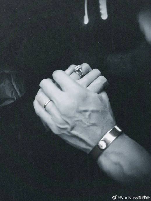 吴建豪为什么选择低调闪婚？