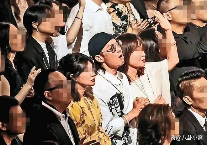吴建豪携女伴现身印尼婚礼引热议，疑似新恋情曝光，新欢身份成谜