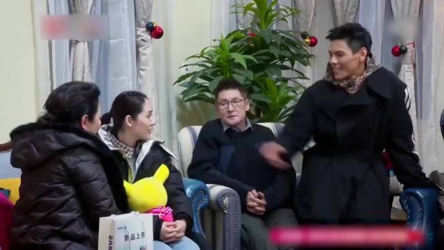 被问向太有什么优点？郭碧婷一句话都说不出来，瞬间暴露婆媳关系