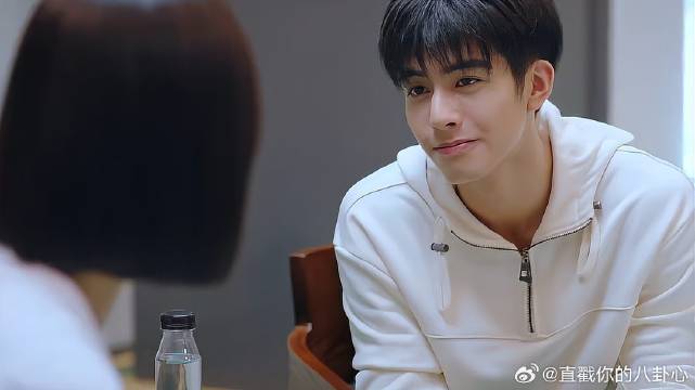 贺繁星和元宋打羽毛球，不再隐瞒实力，元宋跪服！