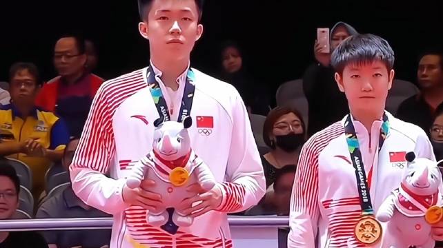 王楚钦孙颖莎组合9年征战终夺美国大满贯