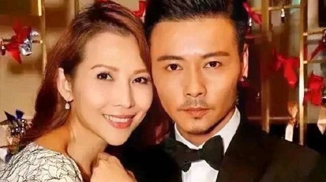 张晋回应蔡少芬过往，紧握爱妻手称恨未能早相遇