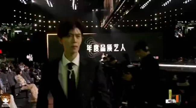 任嘉伦粉丝暖心告白，期待新作凤凰台上