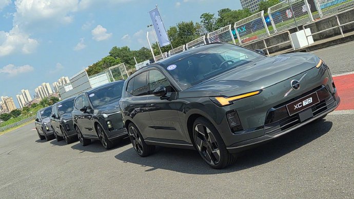 沃尔沃XC70的官方售价是多少？