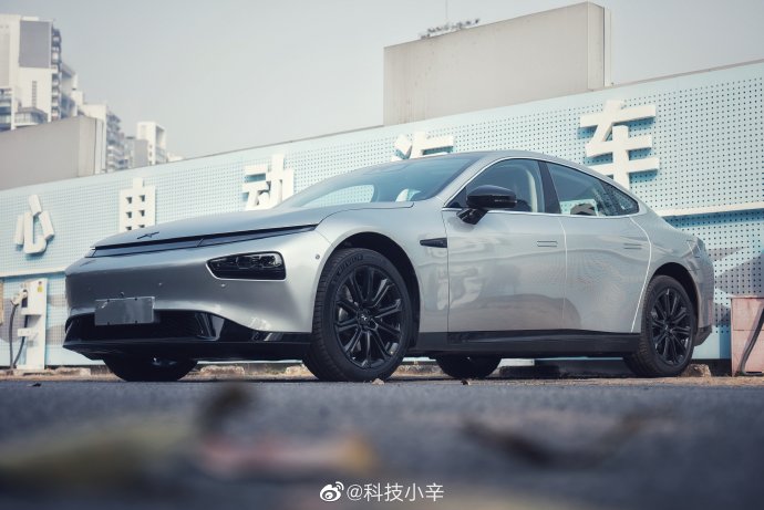 2021款朗逸的车联网系统是否支持语音控制？