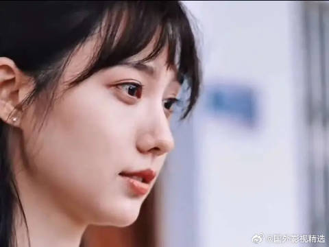 姜珮瑶呼吁保持清醒,拯救自我于水火之中