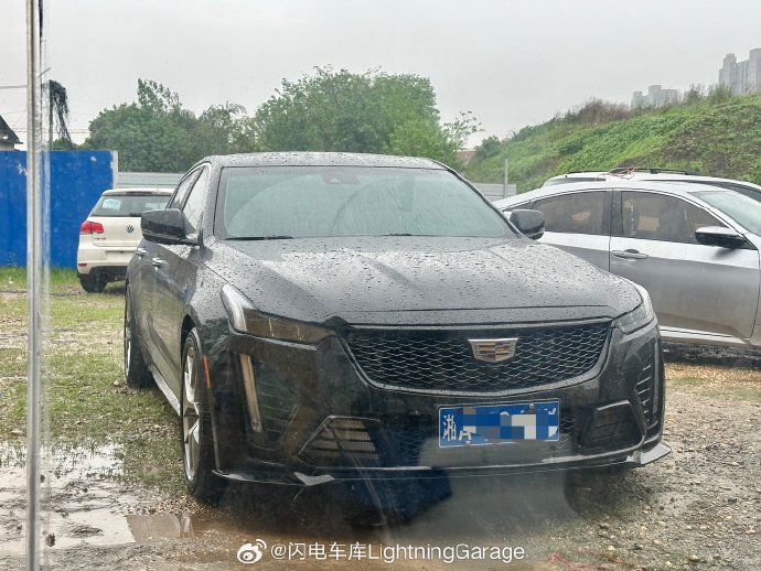 凯迪拉克CT5黑武士适合家用吗
