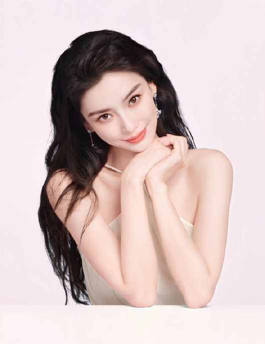 品牌方会经常送Angelababy亲签当福利吗