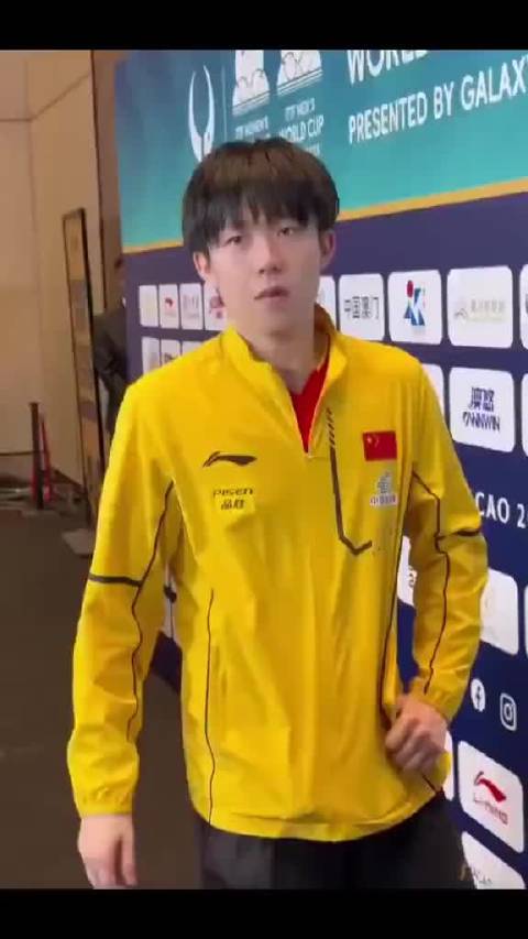 莎莎真逗，是真没看见，还是装没看见 孙颖莎/王楚钦