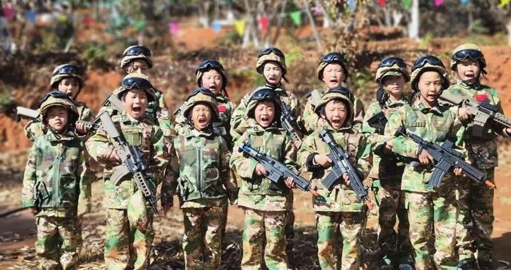 暑期神兽出笼，硬核夏令营等你挑战→