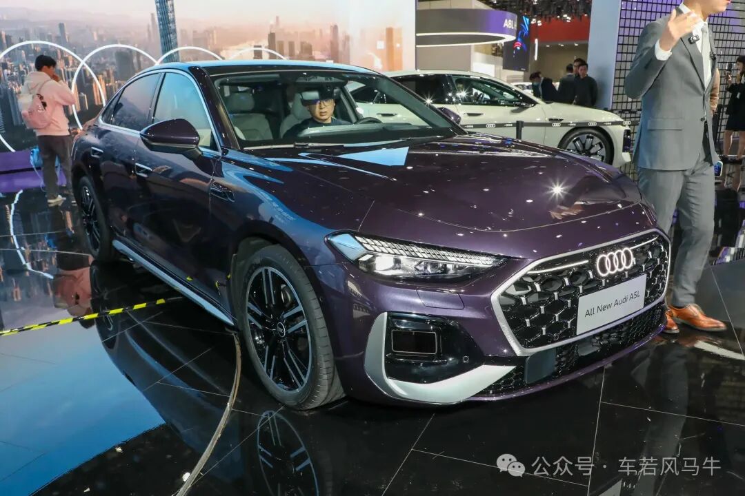 不是A4L,不选3系:30万内最“均衡”的豪华轿跑,一汽奥迪A5L燃擎星驰版为何刚刚好?
