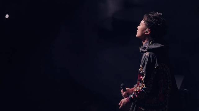 陈奕迅《七百年后》诠释末世深情，文明压碎情怀不衰