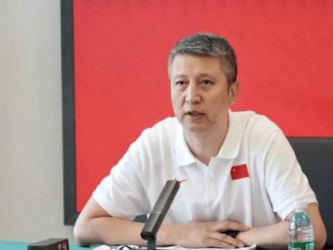中国男篮12人大名单出炉，有2大惊喜！