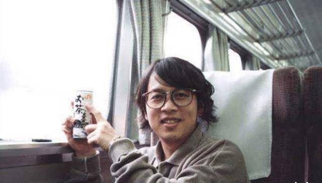 张雨生1997年因车祸离世，在葬礼上哭到窒息的女孩，现状如何