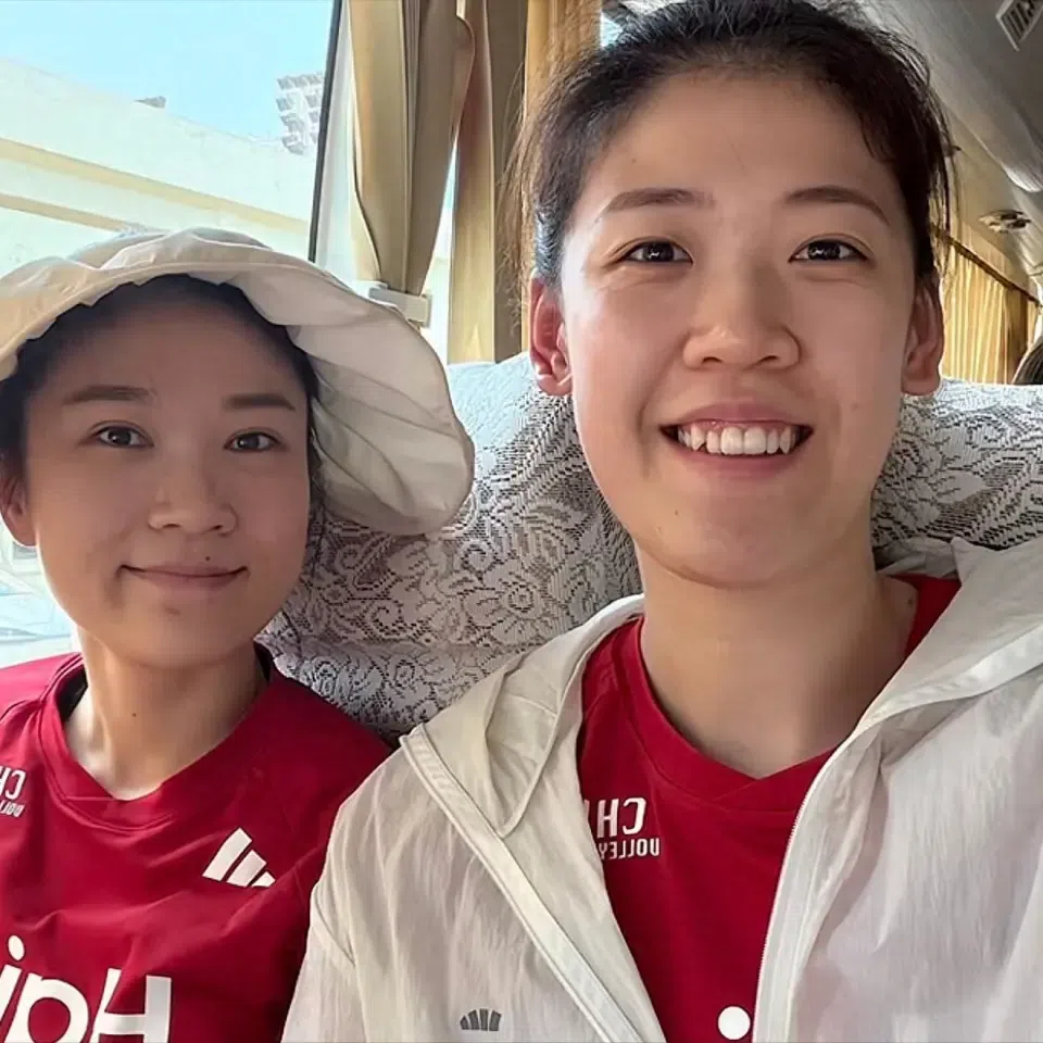 李盈莹晒和王梦洁合照！香港站复出参加世联赛？养好伤不急于一时