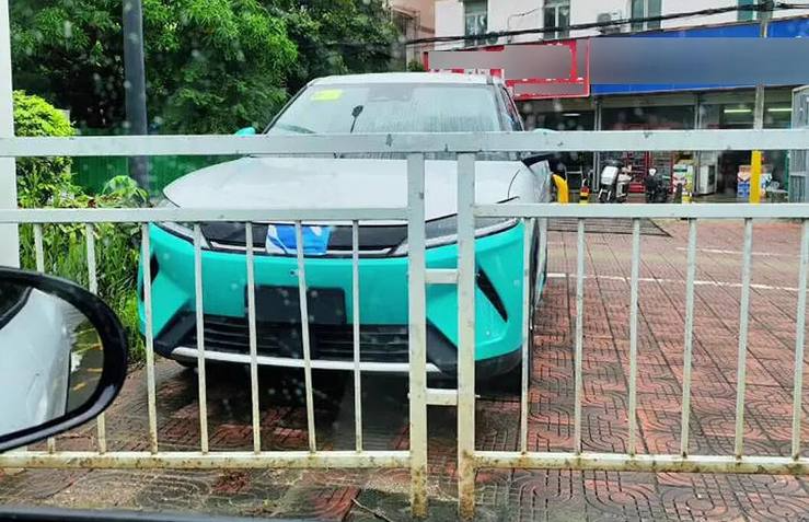 【E汽车】新款比亚迪元UP实车曝光_太平洋号