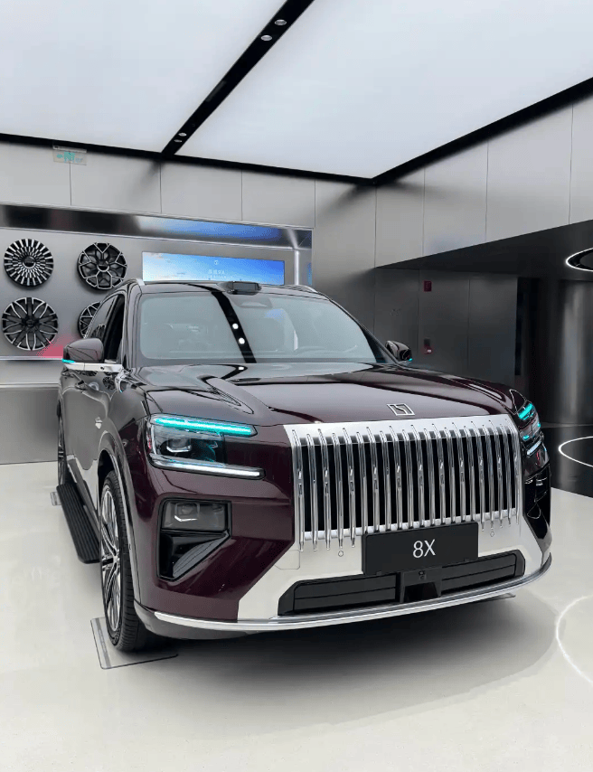 想要好开还适合家用的混动SUV?极氪8X解决性能舒适二选一难题_Ultra_车型_版本
