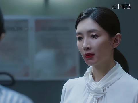 三十而已：心机同事眼红王漫妮拿下百万大单，动了歪心思反而自作自受