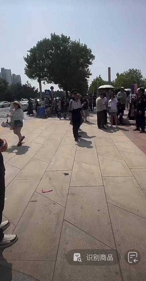 中国电影导演之夜红毯嘉宾阵容揭晓，范丞丞梁家辉舒淇马伊琍等亮相
