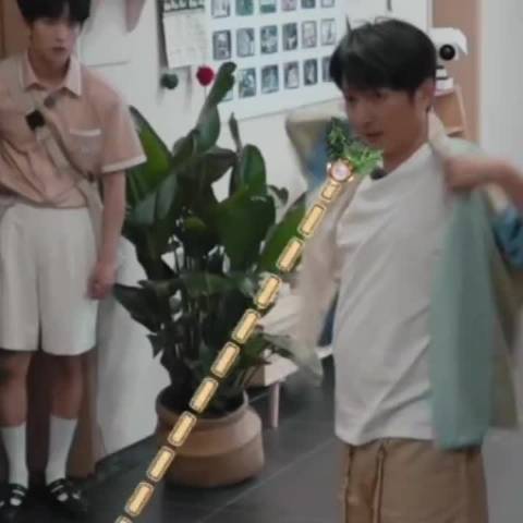 黄子弘凡穿田曦薇皮鞋录节目引热议