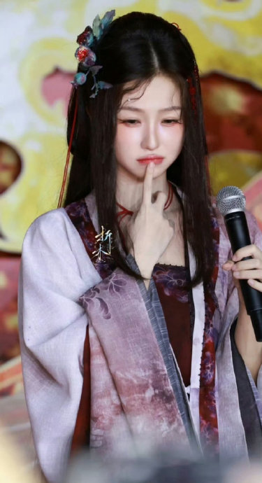 哪里能买到同款珍珠蚌壳发饰呢