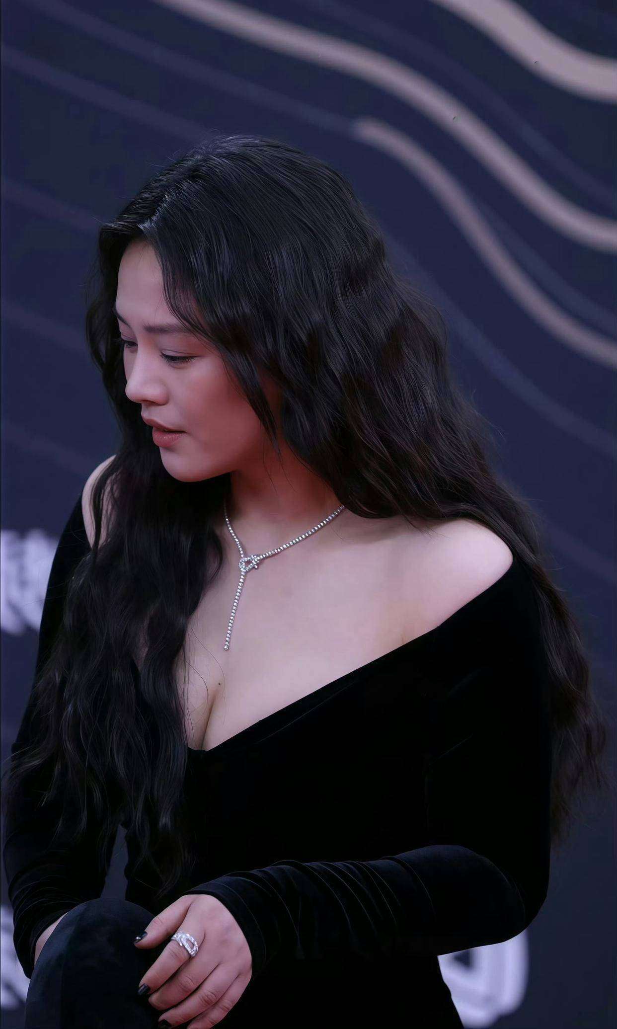 瘦子闭嘴！马思纯霸气回应：我的肉关你屁事，健康自在才是真美_外界_带着_评价