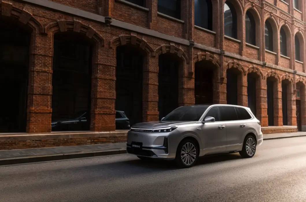 一家六口就买6座SUV，这三款2+2+2布局，省心耐用安全舒适_配置_优惠_方面