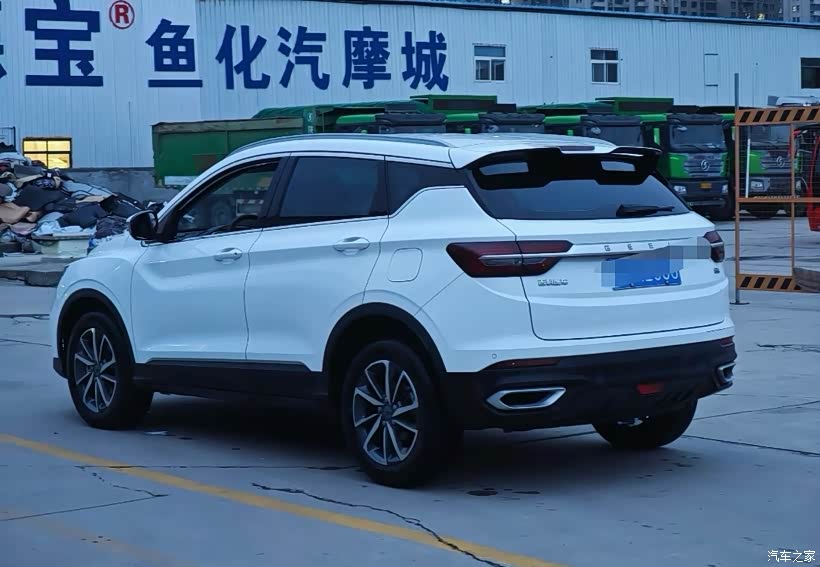 吉利缤越老车主试驾五菱星光L:从小型燃油SUV到大六座插混