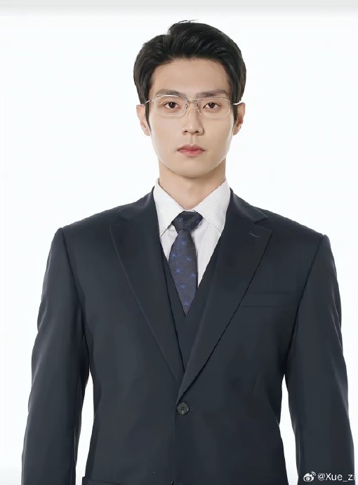 虞书欣陈靖可同框合集甜到网友磕疯了