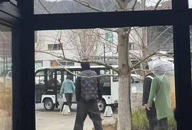 原来她是魏晨妻子,曾是著名歌手比丈夫还火,大学相识是彼此初恋