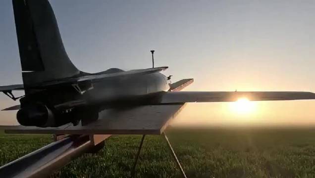 乌克兰英国Griffen无人机首杀俄军沙赫德无人机