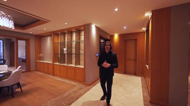 上海豪宅餐厅曝光，阿斯顿·马丁餐桌家具超10万欧元